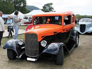 FORD Rod Sedan 1932